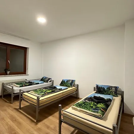 Apartment Feelhome,flughafen Nah,6-8 Pers,badewanne,zentral,terrasse,ground Floor Duisburg