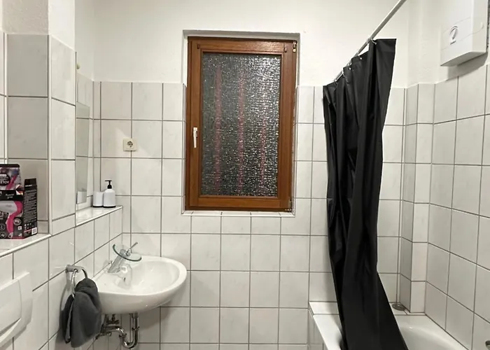 Feelhome,flughafen Nah,6-8 Pers,badewanne,zentral,terrasse,ground Floor * Duisburg